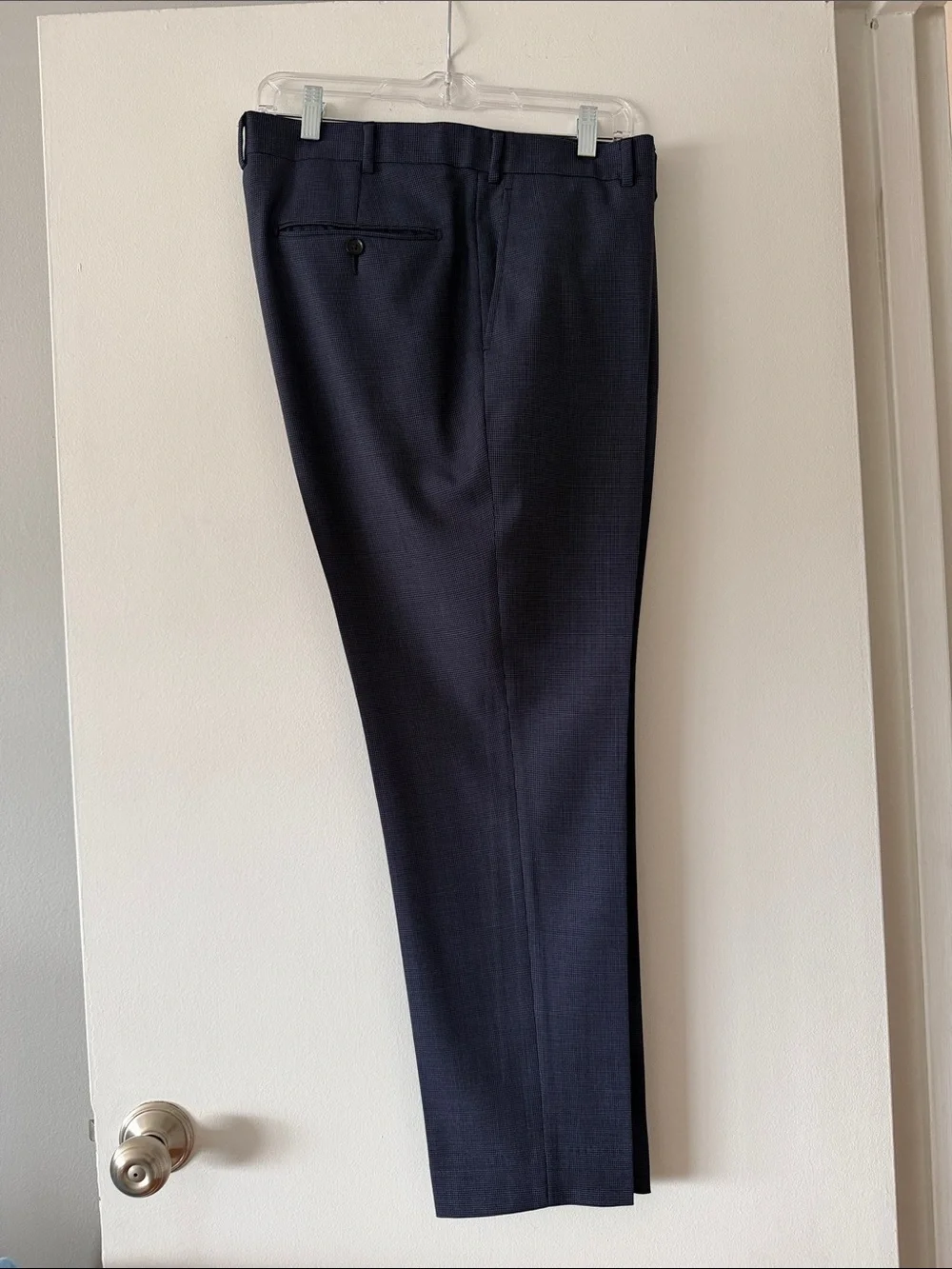 Alton Lane Men's 100% Wool 2-Piece Suit Blue Micro-Check 42R 38x29 W/Garment Bag